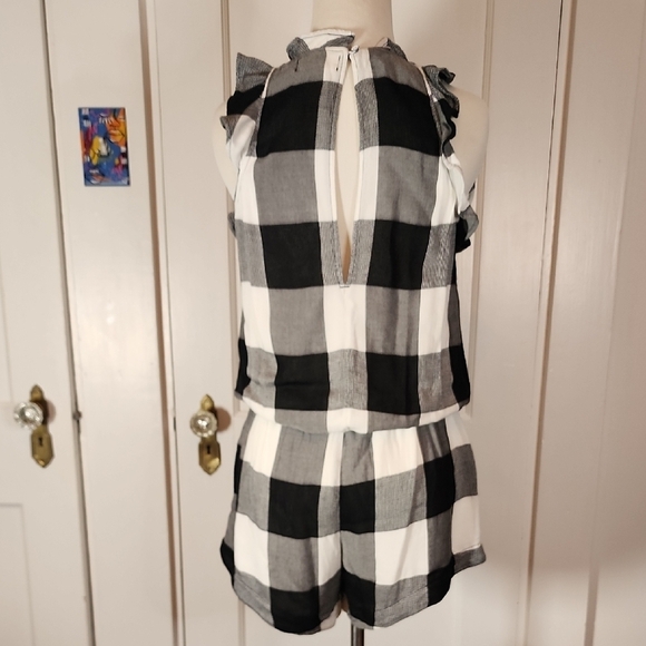 Cloth & Stone Gingham Romper | Anthropologie - Picture 4 of 4